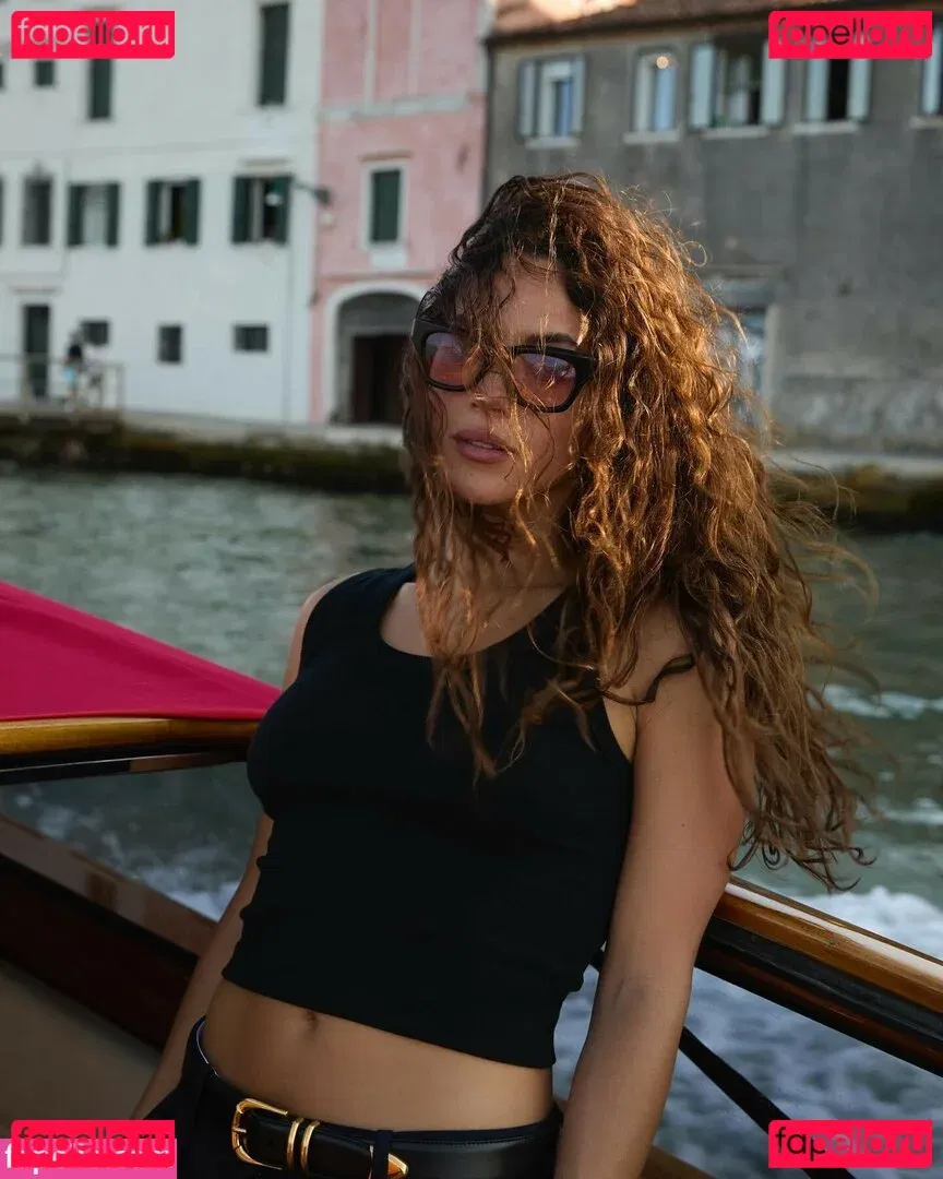 Adria Arjona Onlyfans Photo Gallery 