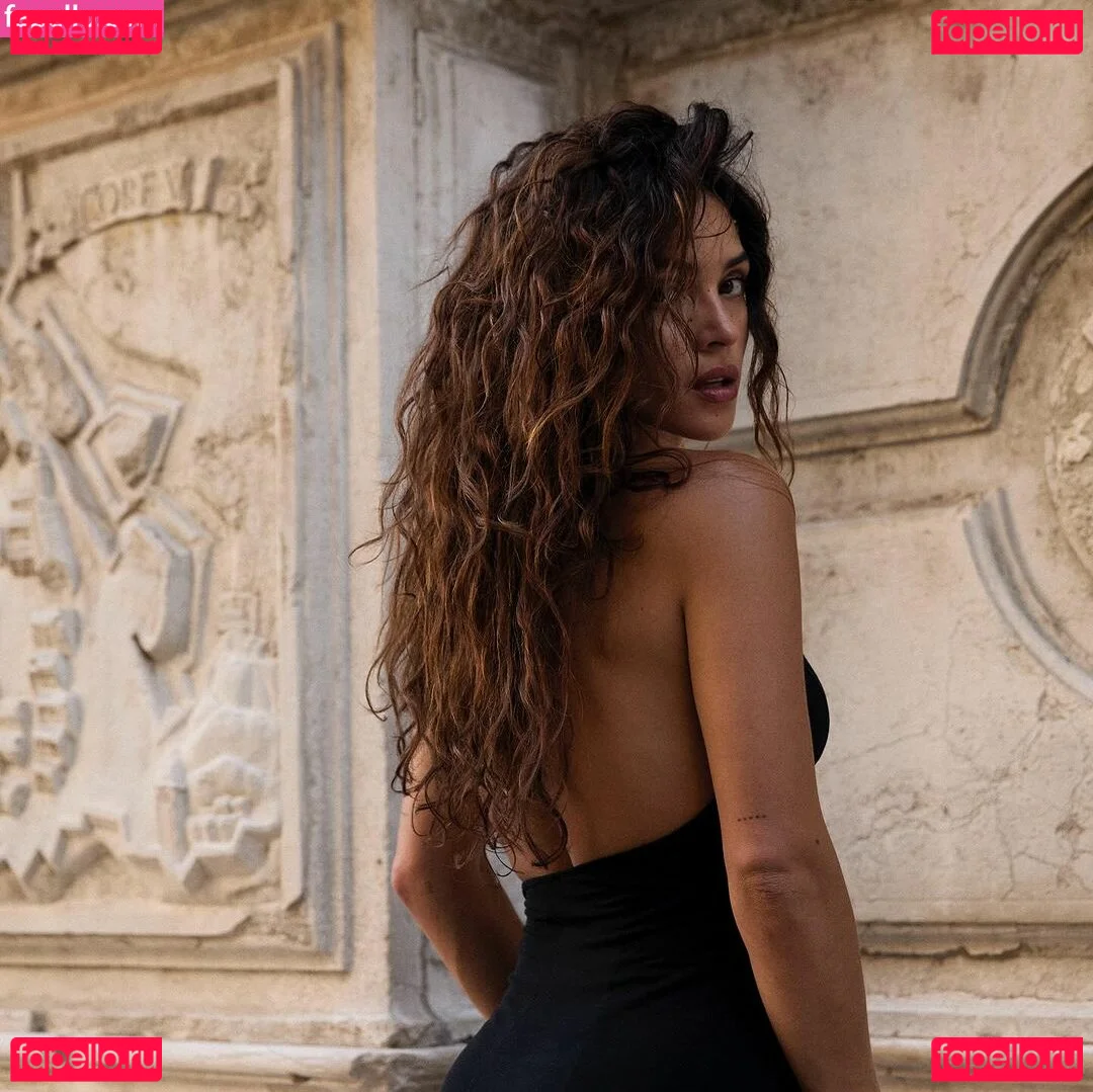 Adria Arjona Onlyfans Photo Gallery 