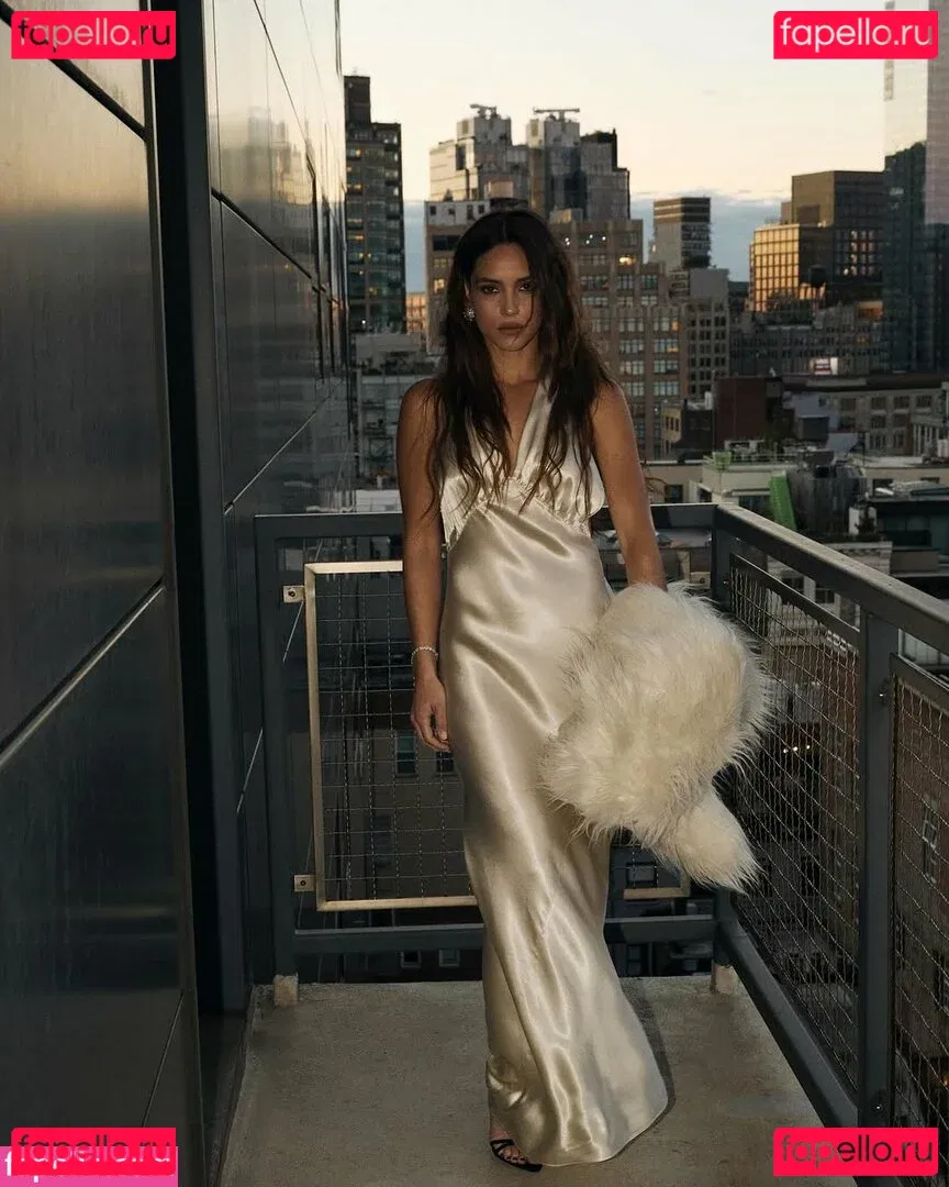 Adria Arjona Onlyfans Photo Gallery 