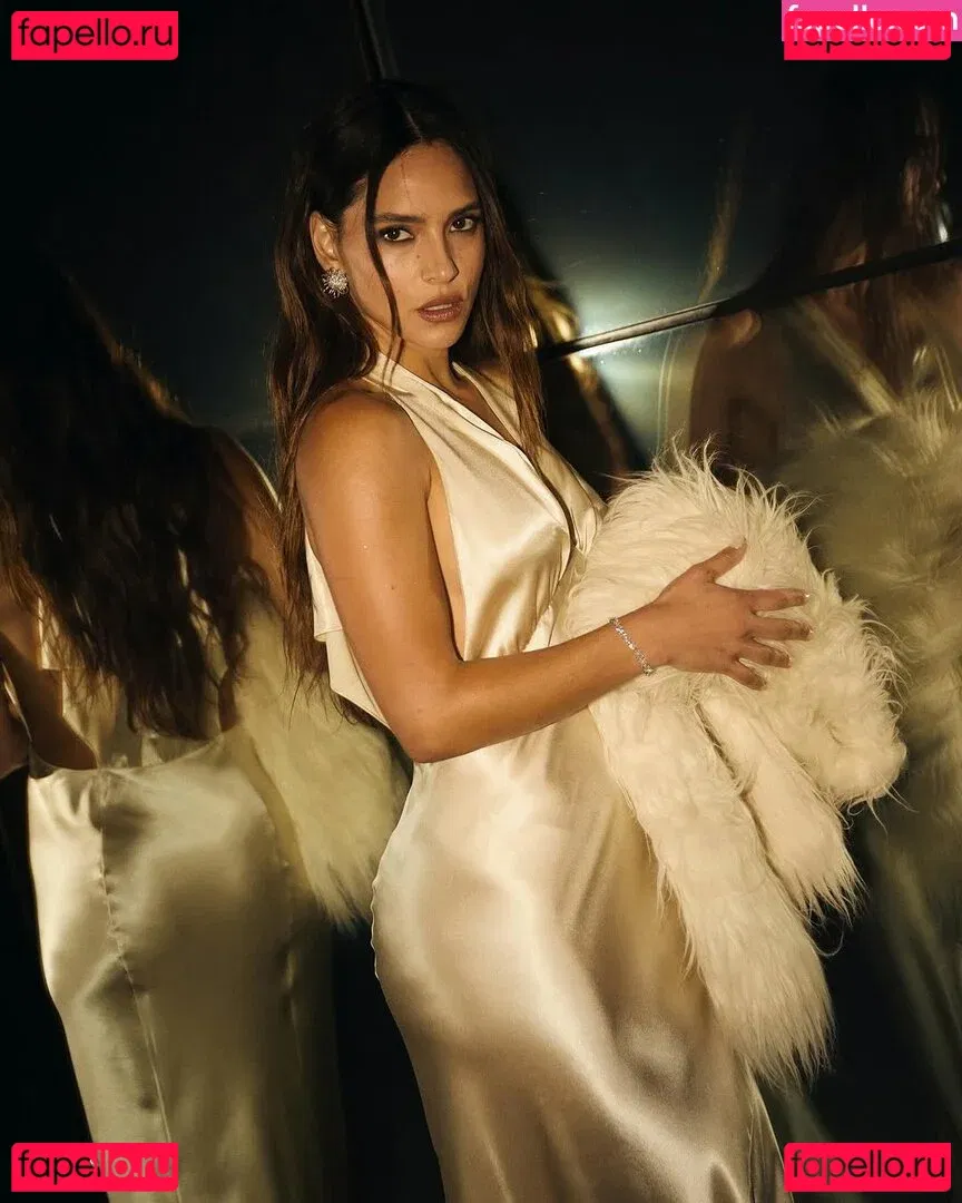 Adria Arjona Onlyfans Photo Gallery 