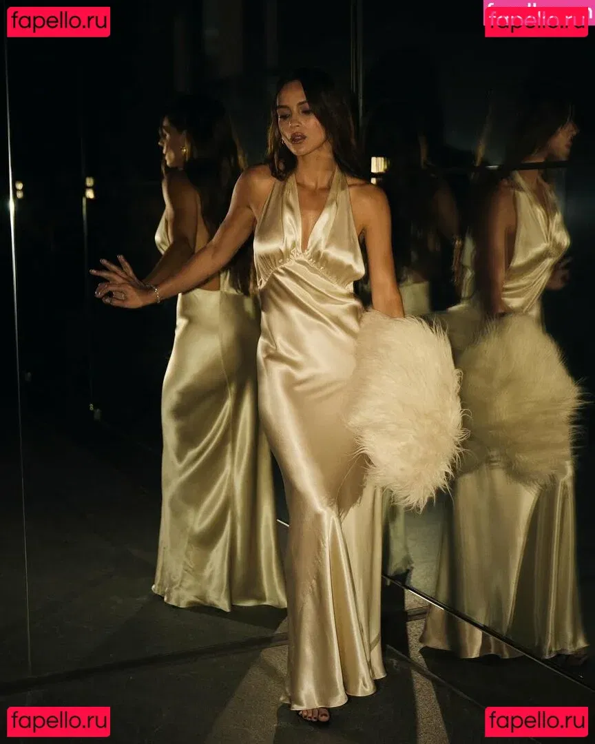 Adria Arjona Onlyfans Photo Gallery 