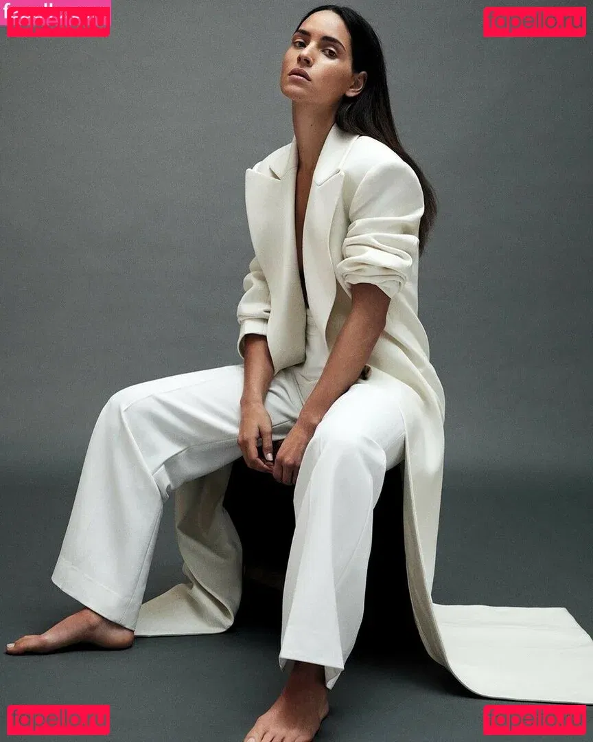 Adria Arjona Onlyfans Photo Gallery 