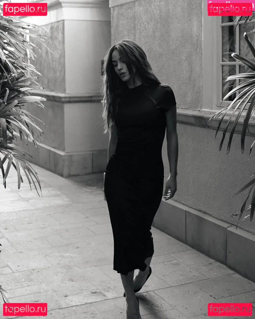 Adria Arjona Onlyfans Photo Gallery 