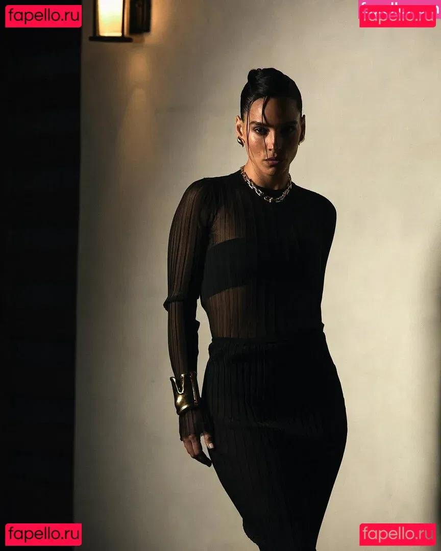 Adria Arjona Onlyfans Photo Gallery 