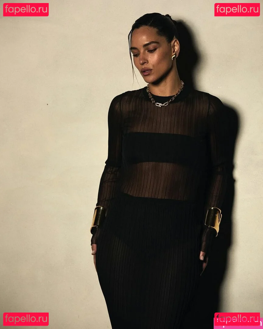 Adria Arjona Onlyfans Photo Gallery 