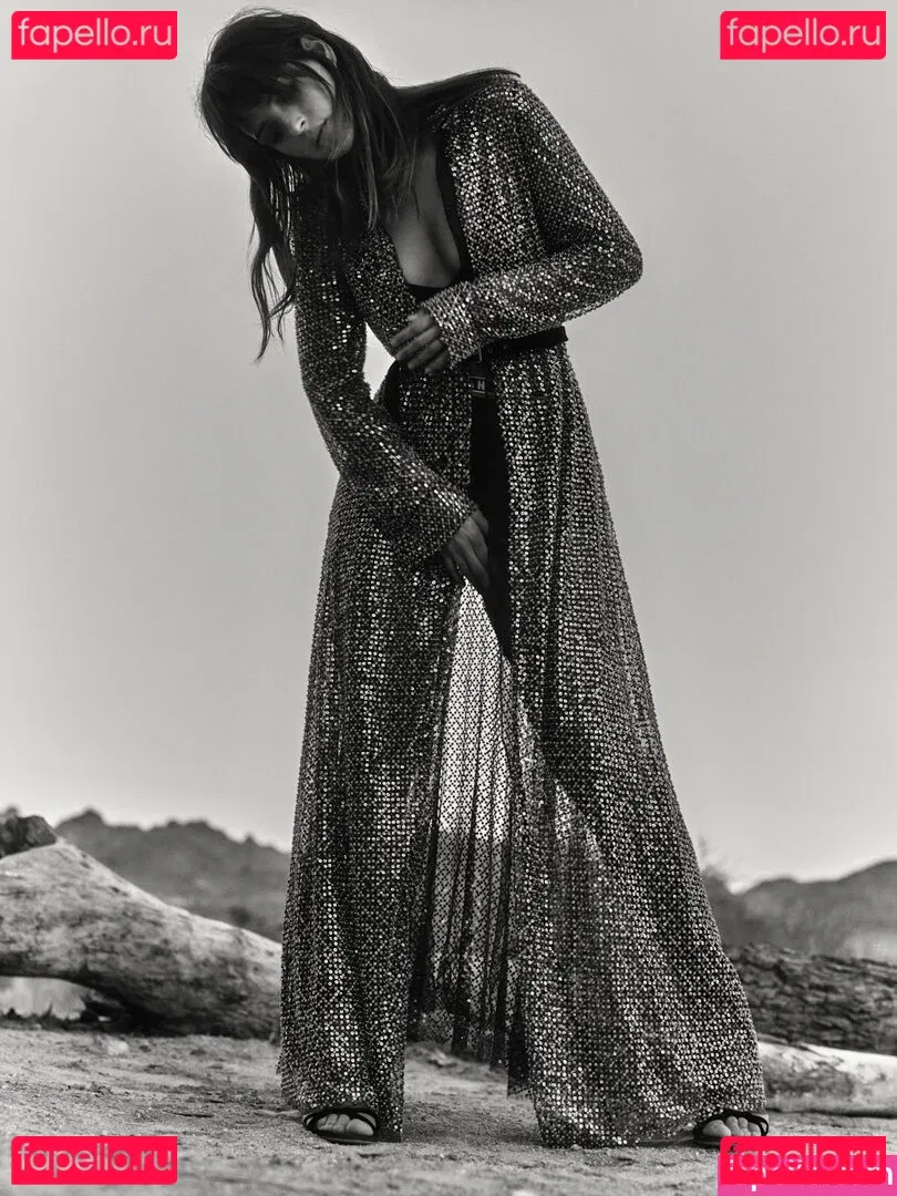 Adria Arjona Onlyfans Photo Gallery 