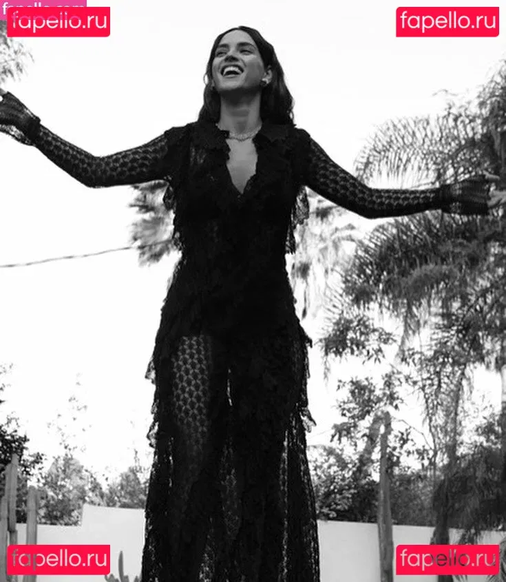 Adria Arjona Onlyfans Photo Gallery 