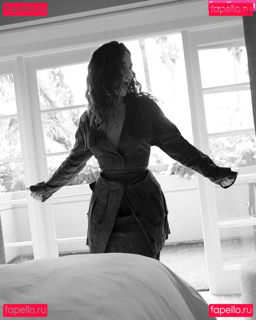 Adria Arjona Onlyfans Photo Gallery 