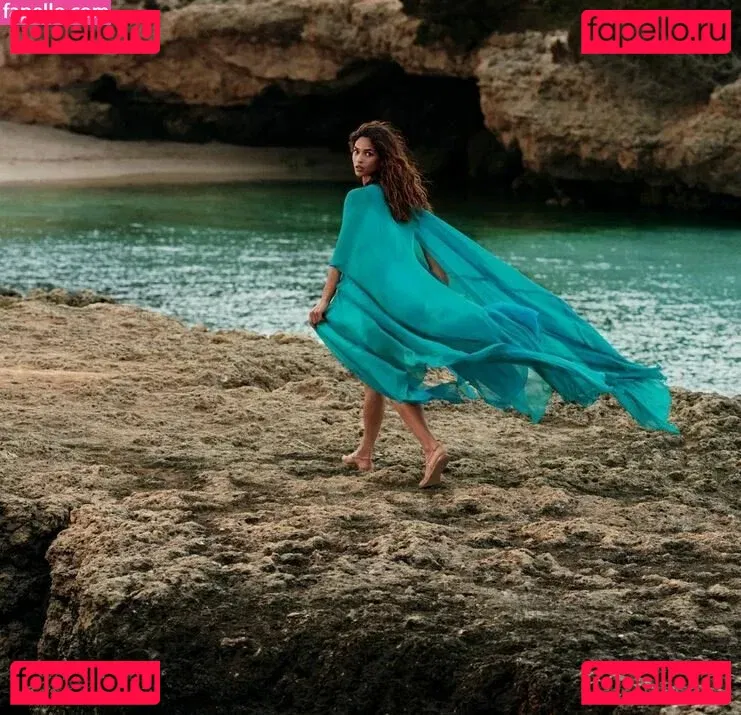 Adria Arjona Onlyfans Photo Gallery 