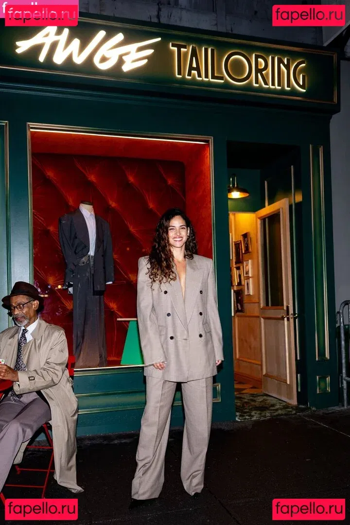 Adria Arjona Onlyfans Photo Gallery 