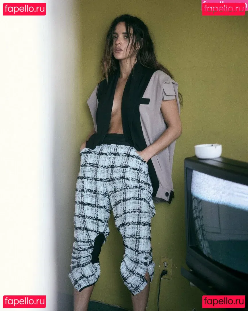 Adria Arjona Onlyfans Photo Gallery 