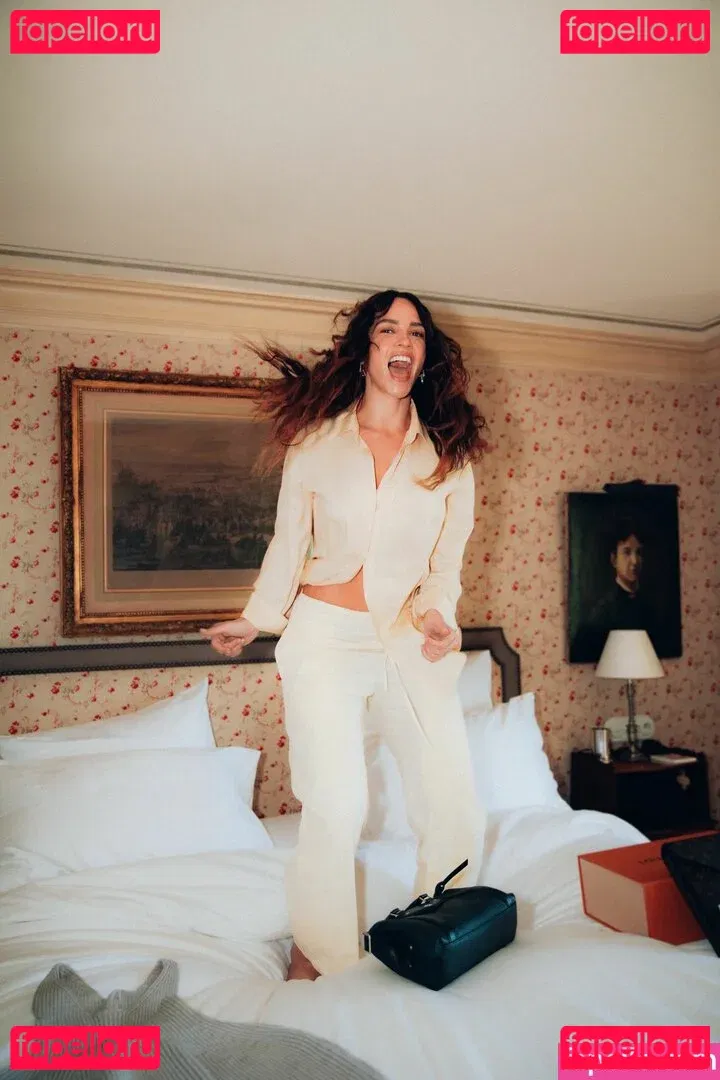 Adria Arjona Onlyfans Photo Gallery 