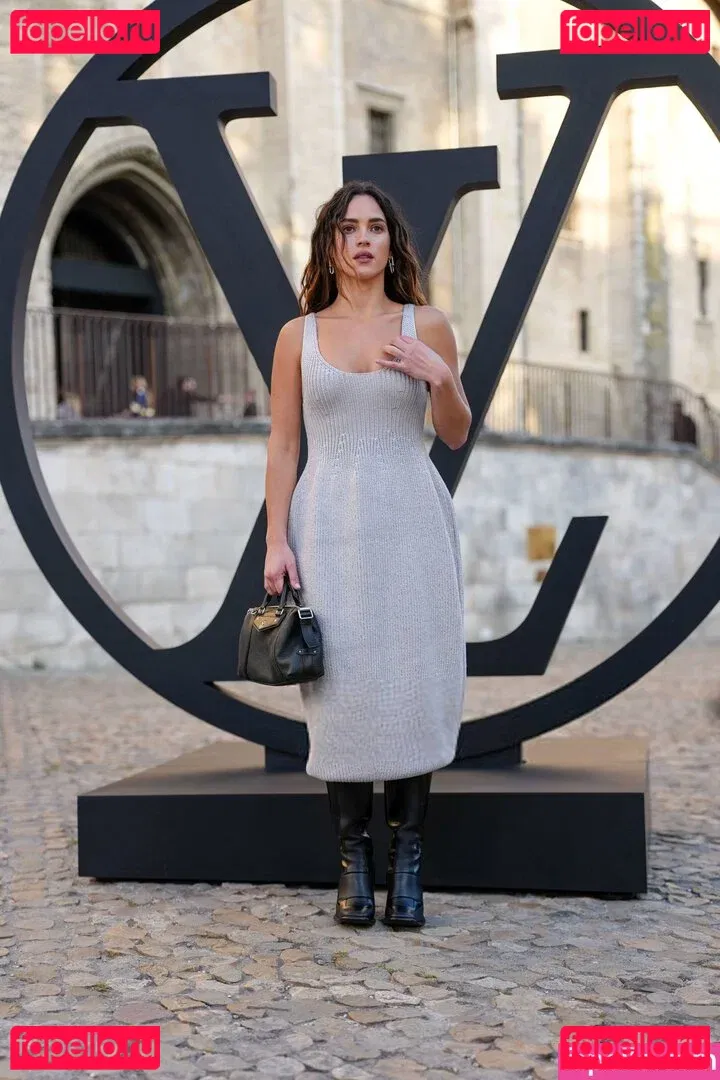 Adria Arjona Onlyfans Photo Gallery 