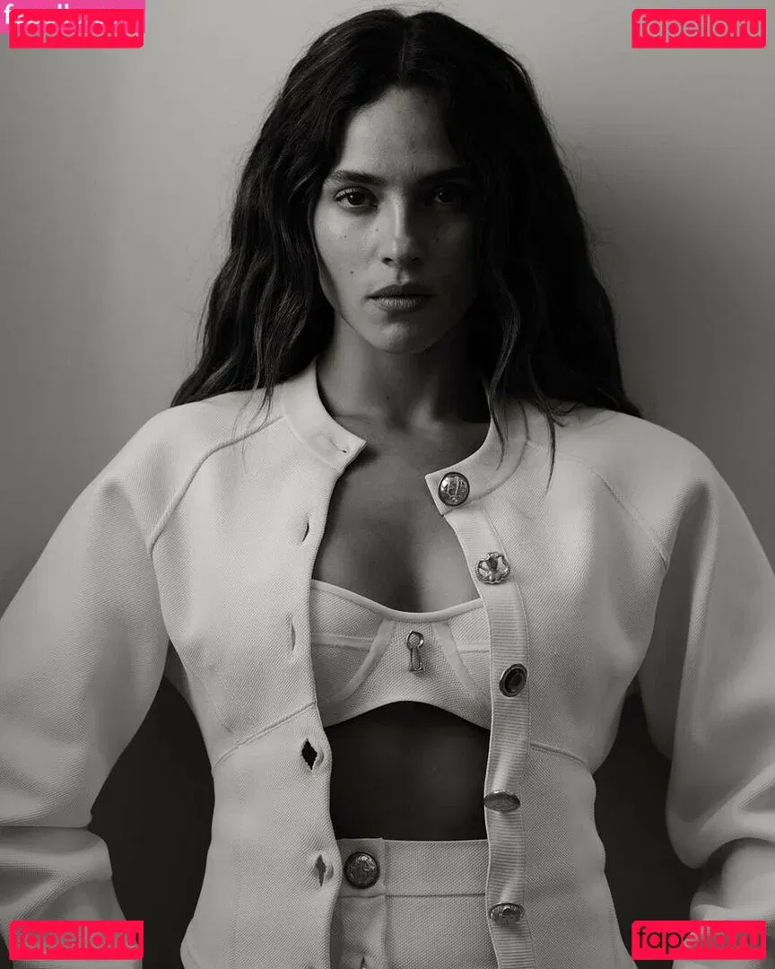 Adria Arjona Onlyfans Photo Gallery 