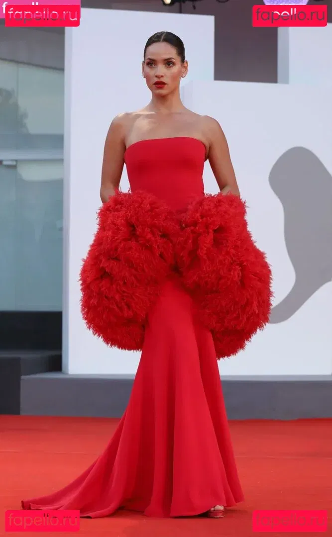 Adria Arjona Onlyfans Photo Gallery 