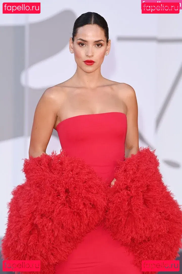 Adria Arjona Onlyfans Photo Gallery 