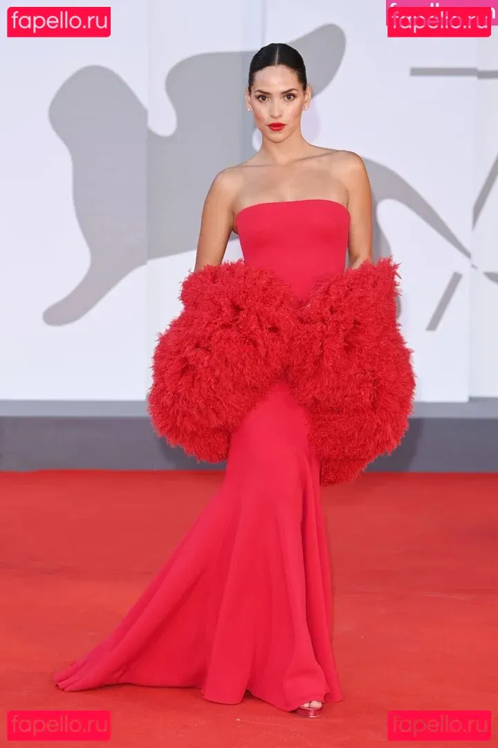 Adria Arjona Onlyfans Photo Gallery 