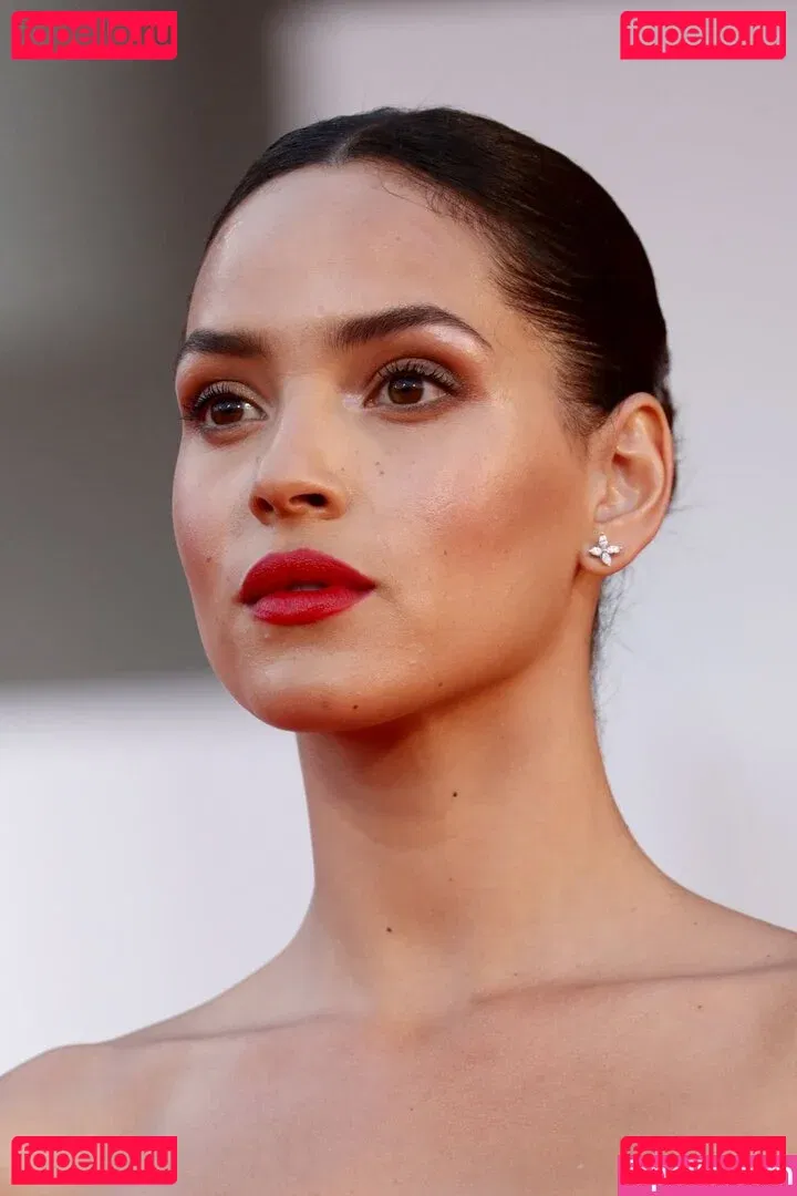 Adria Arjona Onlyfans Photo Gallery 