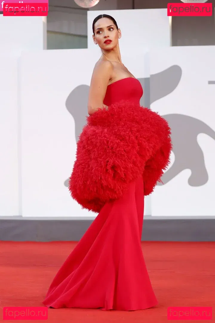 Adria Arjona Onlyfans Photo Gallery 