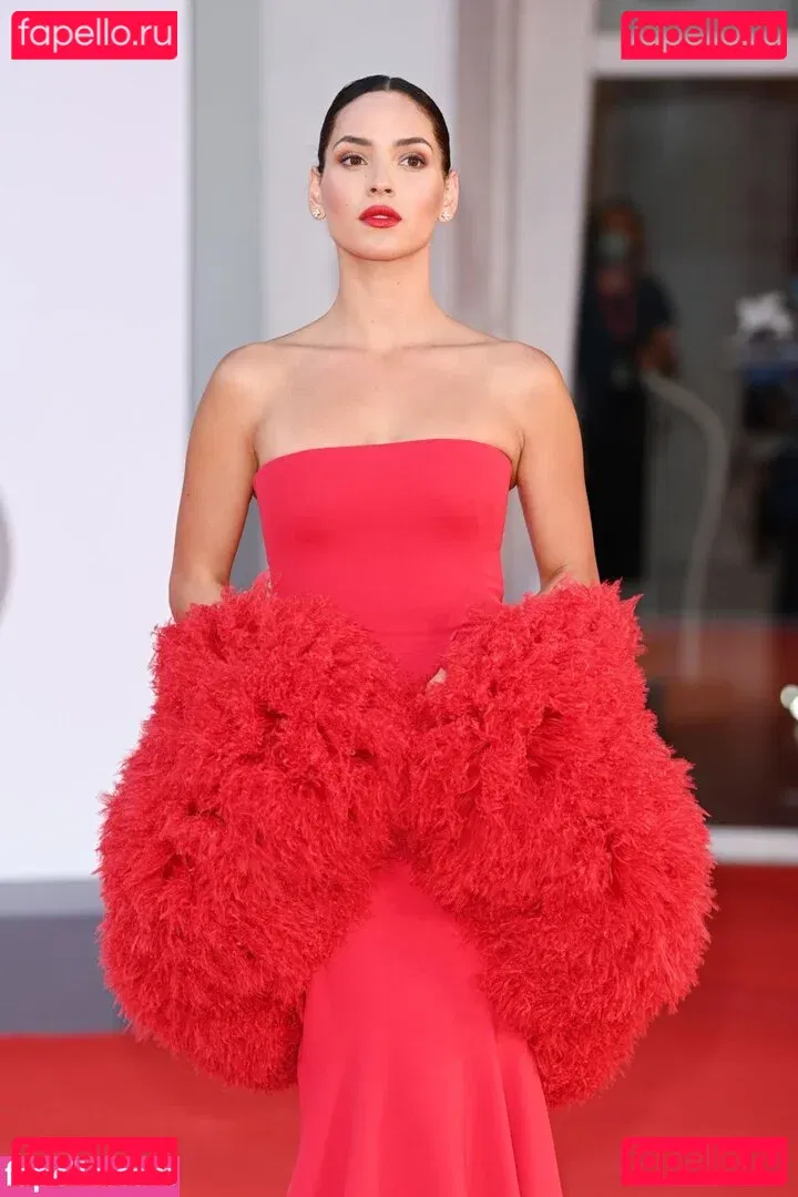 Adria Arjona Onlyfans Photo Gallery 