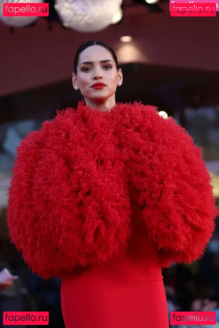 Adria Arjona Onlyfans Photo Gallery 