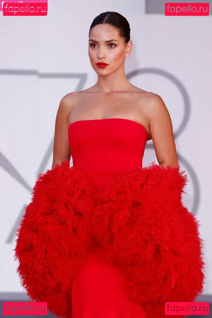 Adria Arjona Onlyfans Photo Gallery 