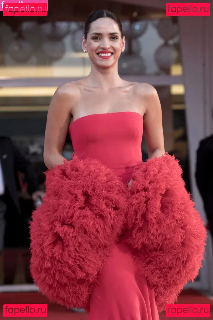 Adria Arjona Onlyfans Photo Gallery 