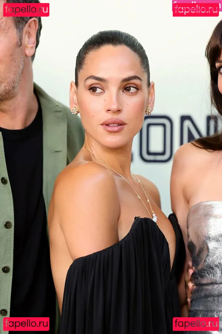 Adria Arjona Onlyfans Photo Gallery 