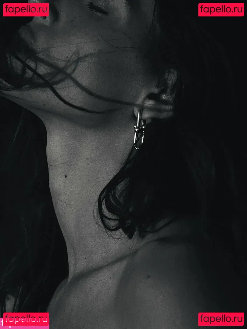 Adria Arjona Onlyfans Photo Gallery 