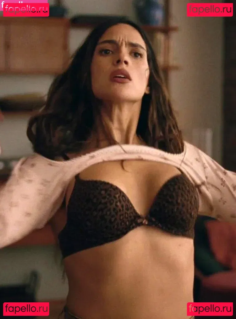 Adria Arjona Onlyfans Photo Gallery 