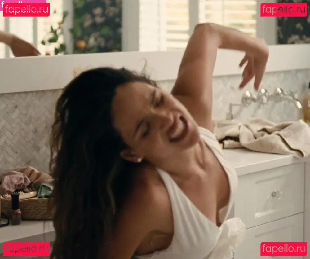 Adria Arjona Onlyfans Photo Gallery 