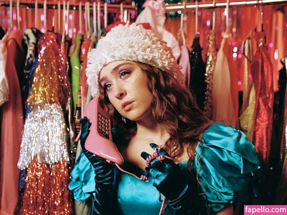 Chappel Roan Onlyfans Photo Gallery 