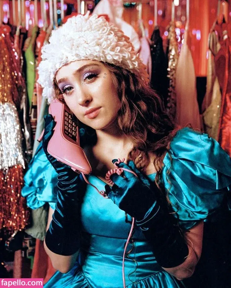 Chappel Roan Onlyfans Photo Gallery 