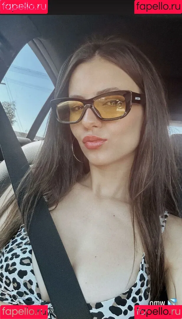 Victoria Justice / victoriajustice Onlyfans Photo Gallery 