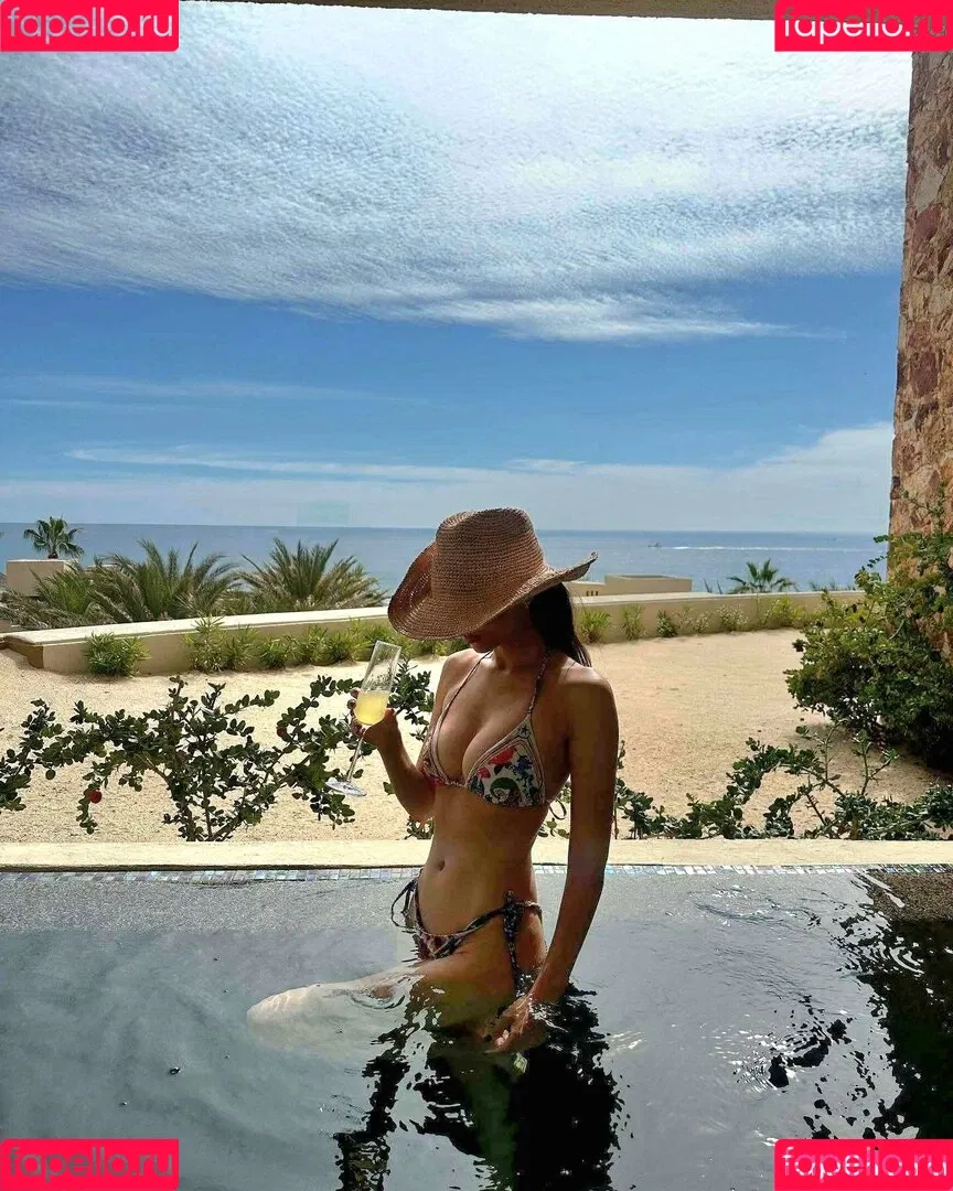 Victoria Justice / victoriajustice Onlyfans Photo Gallery 