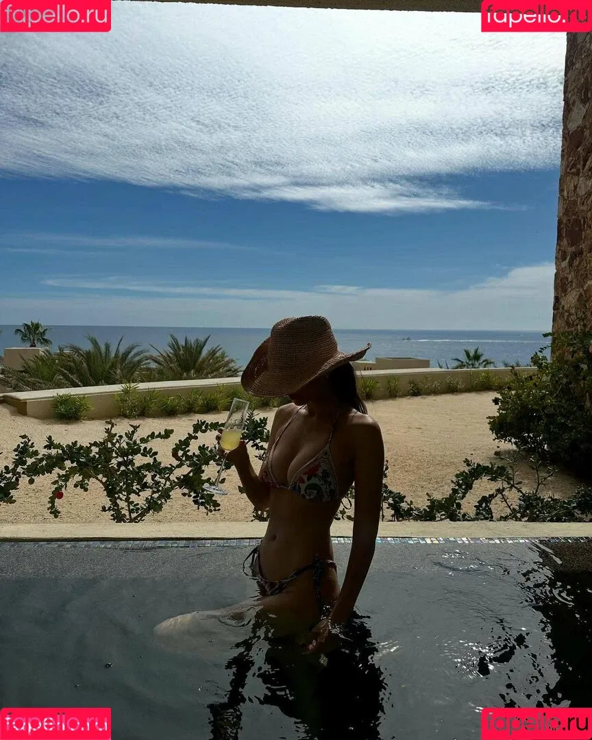 Victoria Justice / victoriajustice Onlyfans Photo Gallery 