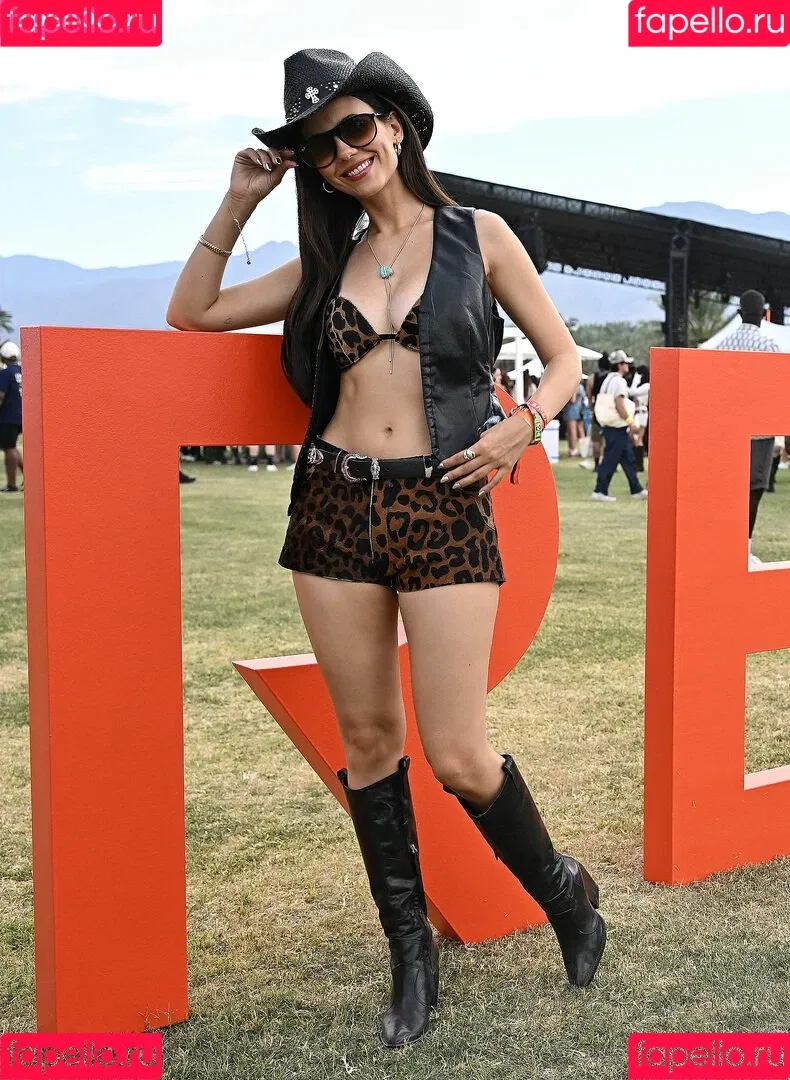 Victoria Justice / victoriajustice Onlyfans Photo Gallery 
