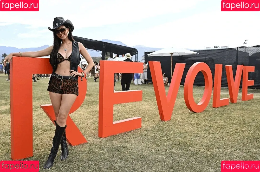 Victoria Justice / victoriajustice Onlyfans Photo Gallery 