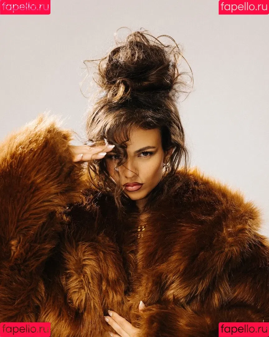 Victoria Justice / victoriajustice Onlyfans Photo Gallery 