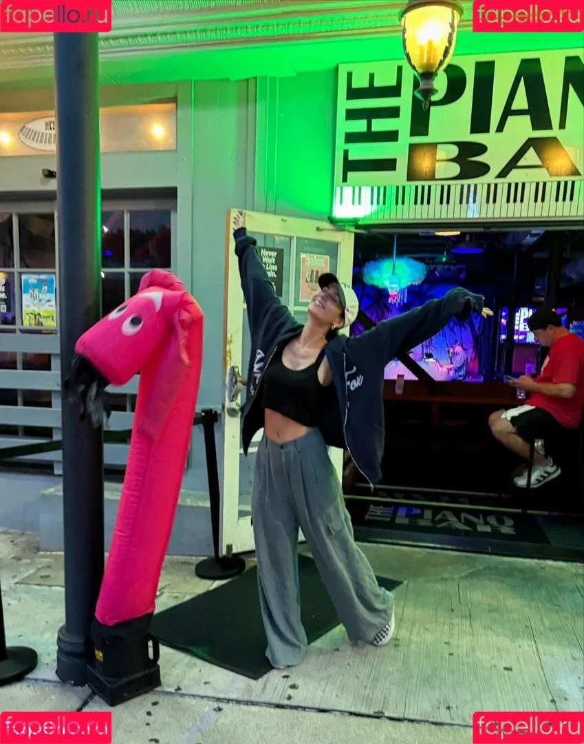 Victoria Justice / victoriajustice Onlyfans Photo Gallery 