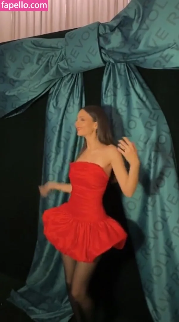 Victoria Justice / victoriajustice Onlyfans Photo Gallery 