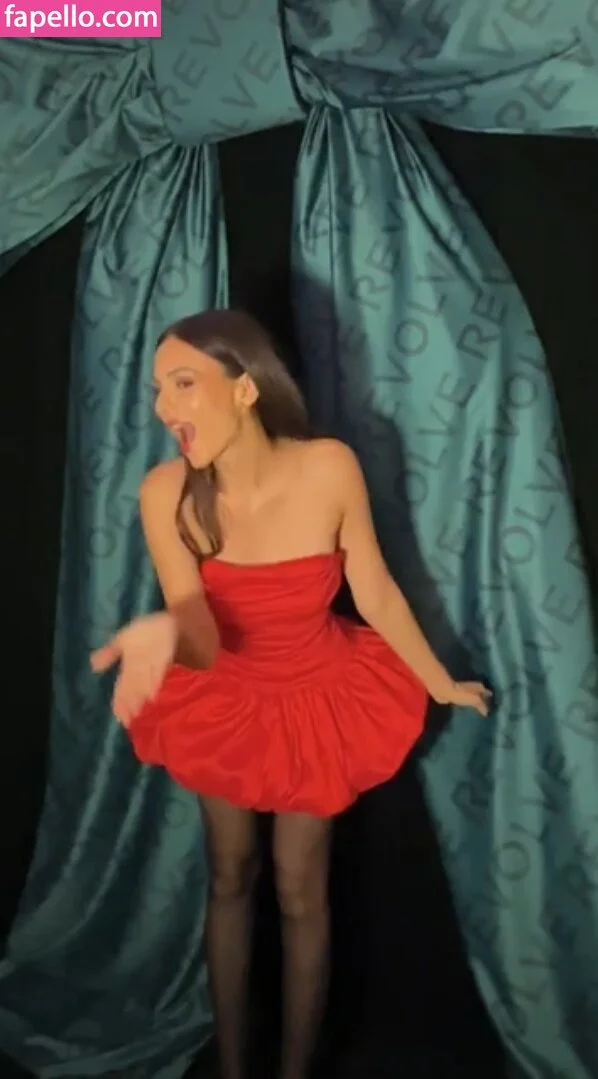 Victoria Justice / victoriajustice Onlyfans Photo Gallery 