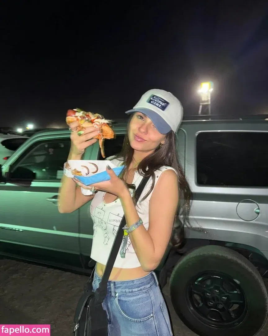 Victoria Justice / victoriajustice Onlyfans Photo Gallery 