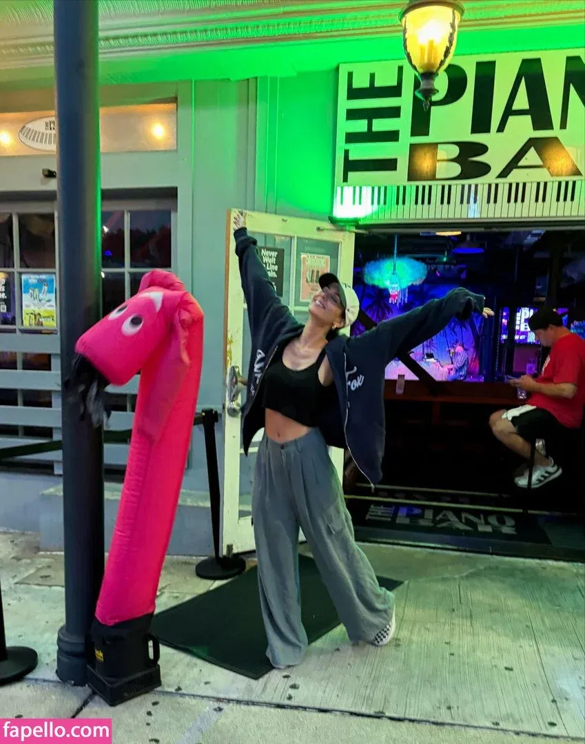 Victoria Justice / victoriajustice Onlyfans Photo Gallery 