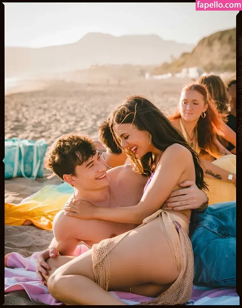 Victoria Justice / victoriajustice Onlyfans Photo Gallery 