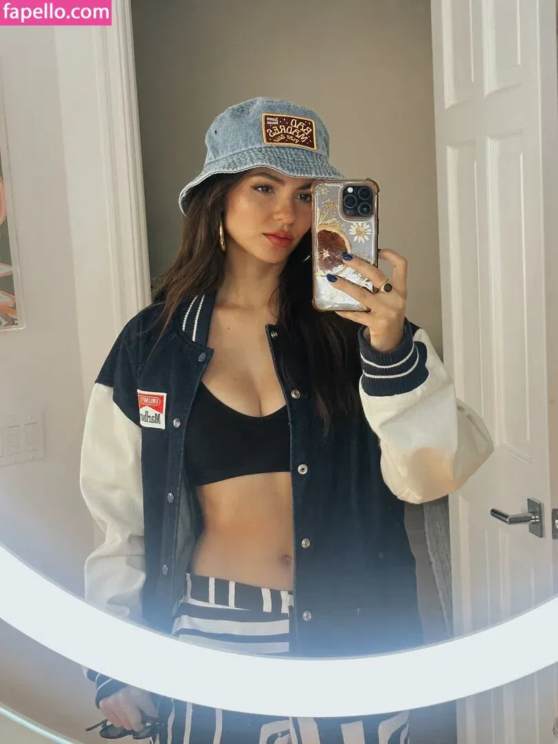 Victoria Justice / victoriajustice Onlyfans Photo Gallery 