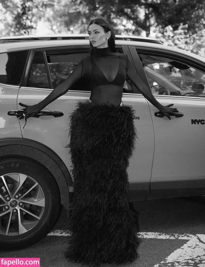 Victoria Justice / victoriajustice Onlyfans Photo Gallery 