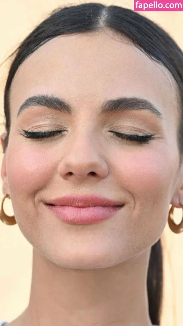 Victoria Justice / victoriajustice Onlyfans Photo Gallery 