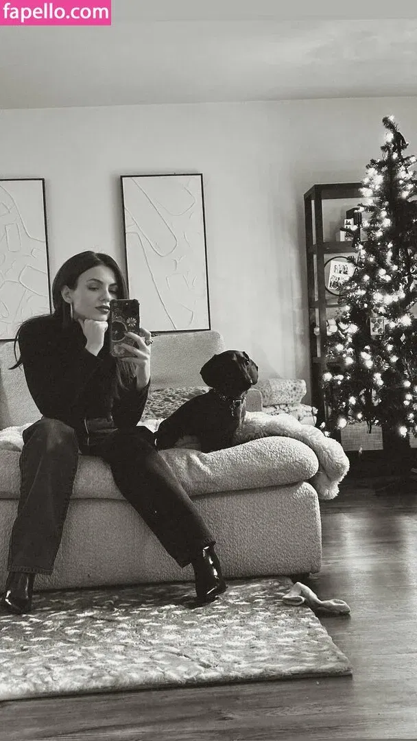 Victoria Justice / victoriajustice Onlyfans Photo Gallery 