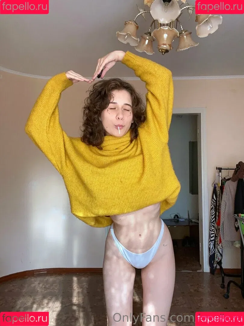 naaami / naaami_bike Onlyfans Photo Gallery 